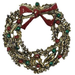 Vintage Gerry’s Christmas Wreath Brooch Red Bow Holiday Pin